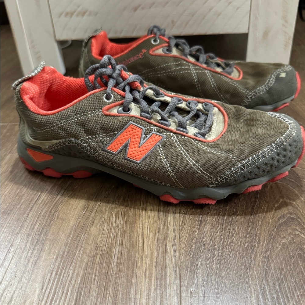 New Balance 790 Trail Shoes